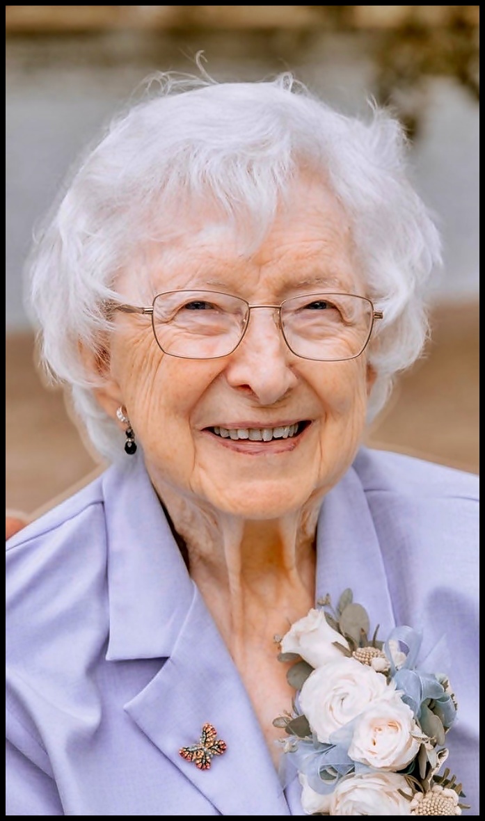 Mary Ann Svec, obituary portrait — Ludvigsen Mortuary